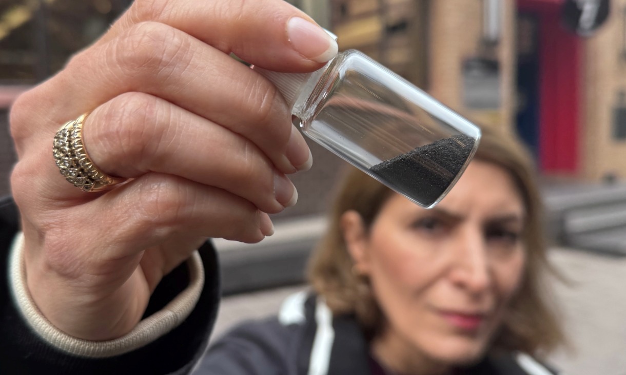 news-magnetic-microplastics-innovation-1220px.jpg