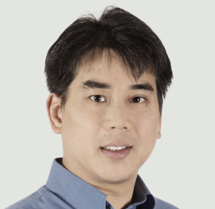Distinguished Professor Leslie Yeo – Research Director