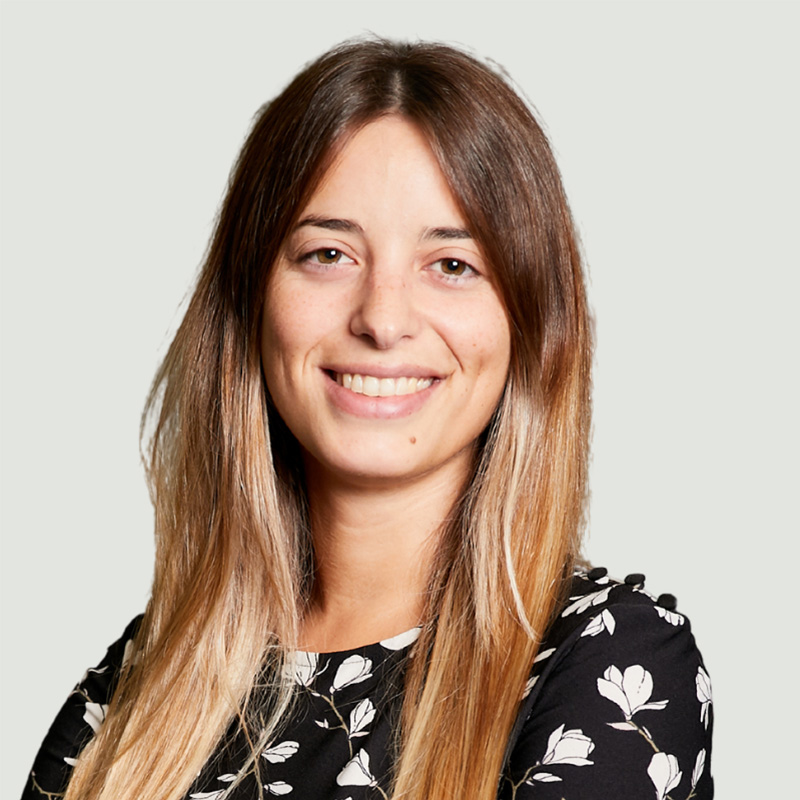 maela-pascullo-plainbg-800x800px.jpg